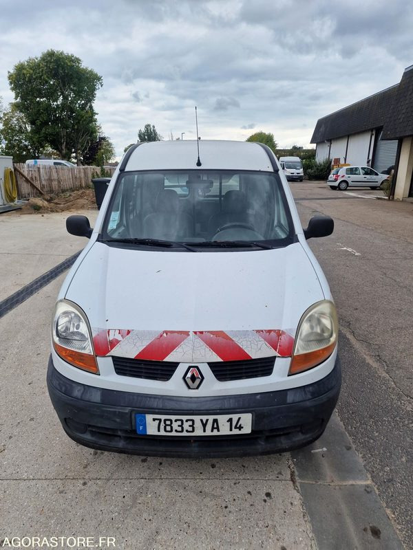 RENAULT KANGOO - LOT N°2 - Small van: picture 2 RENAULT KANGOO - LOT N°2 - Small van: picture 2