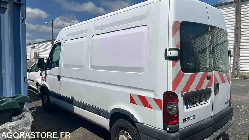 RENAULT MASTER - 2004 - 87461kms - Panel van: picture 4 RENAULT MASTER - 2004 - 87461kms - Panel van: picture 4