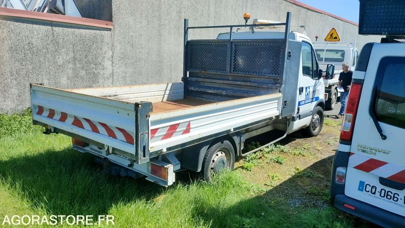 RENAULT MASTER - 2010 - 307041 KM - Panel van: picture 4 RENAULT MASTER - 2010 - 307041 KM - Panel van: picture 4