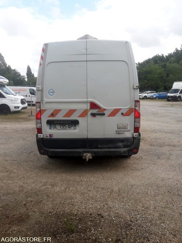 RENAULT MASTER - 2014 / 239260 KM (DL795AP) - Panel van: picture 4 RENAULT MASTER - 2014 / 239260 KM (DL795AP) - Panel van: picture 4