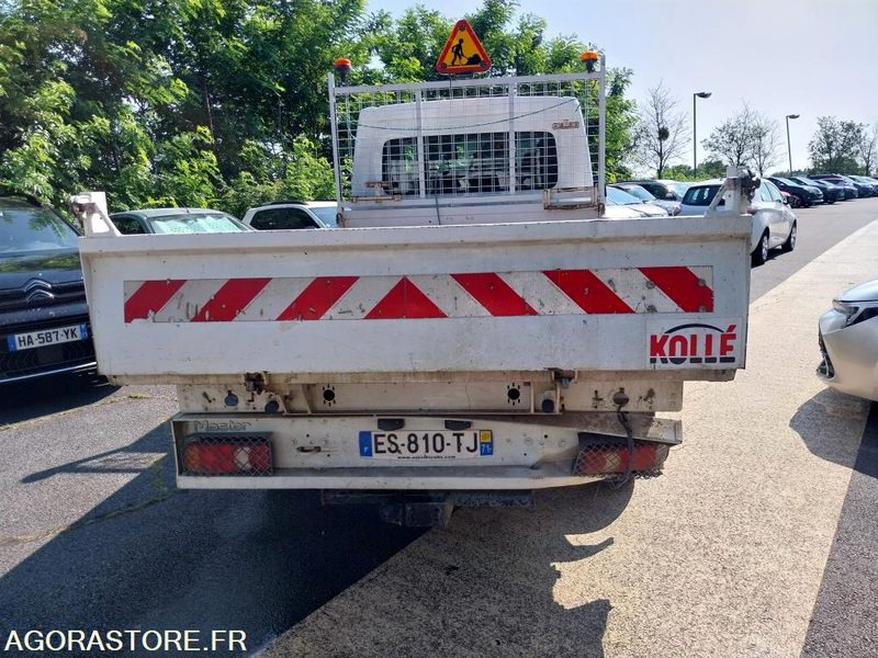 RENAULT MASTER DOUBLE CABINE TRIBENNE DIESEL 110 CH - Tipper van: picture 5 RENAULT MASTER DOUBLE CABINE TRIBENNE DIESEL 110 CH - Tipper van: picture 5