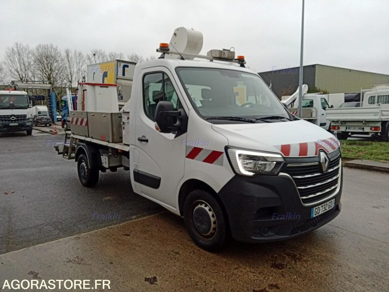 RENAULT MASTER ELEVATEUR CC TRAC F35 L2 145 / 91941 kms / 2021 / GD-732-GD - Panel van: picture 1 RENAULT MASTER ELEVATEUR CC TRAC F35 L2 145 / 91941 kms / 2021 / GD-732-GD - Panel van: picture 1