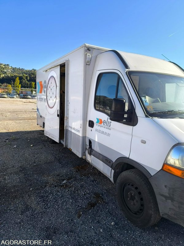 RENAULT MASTER II - 2009 - 318482 Kms - Panel van: picture 2 RENAULT MASTER II - 2009 - 318482 Kms - Panel van: picture 2