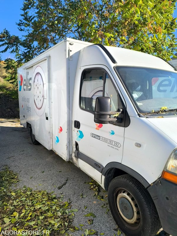 RENAULT MASTER II - 2009 - 379563 Kms - Panel van: picture 2 RENAULT MASTER II - 2009 - 379563 Kms - Panel van: picture 2