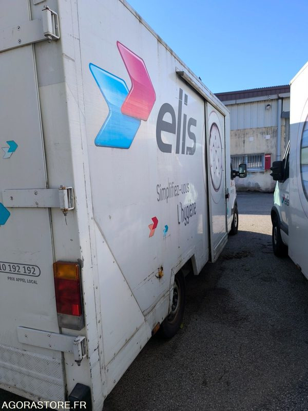 RENAULT MASTER II - 2009 - 407868 Kms - Panel van: picture 4 RENAULT MASTER II - 2009 - 407868 Kms - Panel van: picture 4