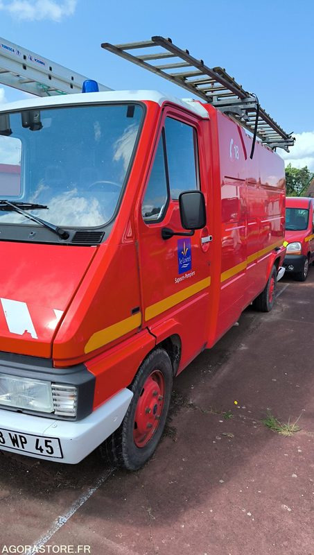 RENAULT MASTER T35 D 102714kms - 1996 - Panel van: picture 3 RENAULT MASTER T35 D 102714kms - 1996 - Panel van: picture 3