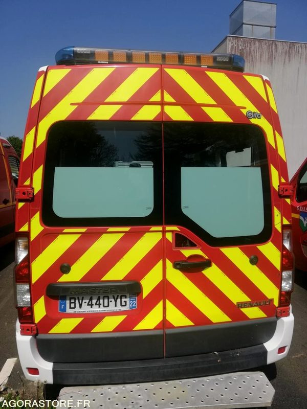 RENAULT MASTER TYPE VSAV - Small van: picture 3 RENAULT MASTER TYPE VSAV - Small van: picture 3