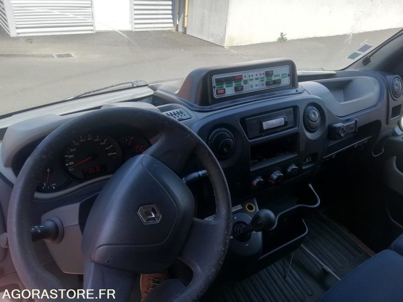 RENAULT MASTER TYPE VSAV - Small van: picture 5 RENAULT MASTER TYPE VSAV - Small van: picture 5