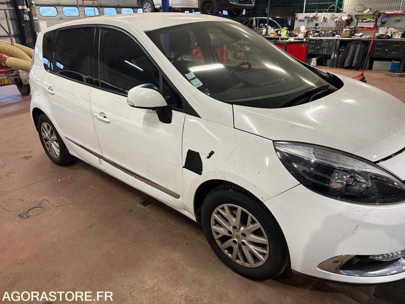 RENAULT SCENIC 3 - 113000KMS - Car: picture 2 RENAULT SCENIC 3 - 113000KMS - Car: picture 2