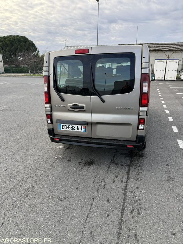 RENAULT TRAFIC - 2016 - 229166km - ED-682-NH - Minibus, Passenger van: picture 4 RENAULT TRAFIC - 2016 - 229166km - ED-682-NH - Minibus, Passenger van: picture 4