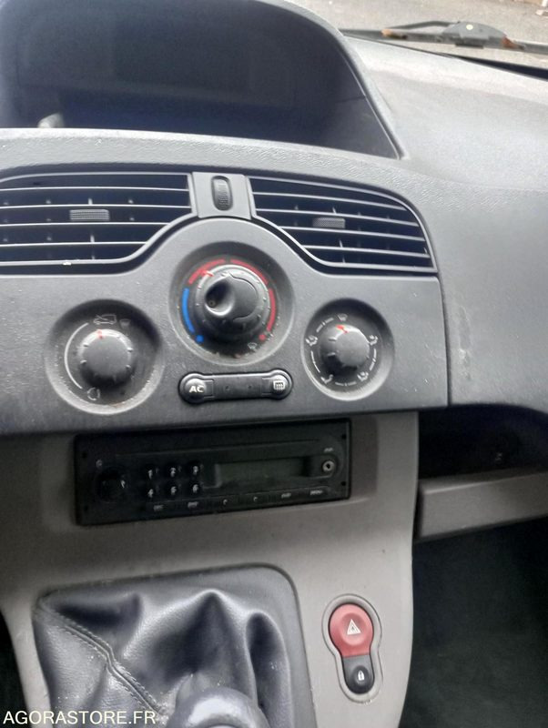 Renault Kangoo 6CV 136506 kms 2009 - Small van: picture 5 Renault Kangoo 6CV 136506 kms 2009 - Small van: picture 5