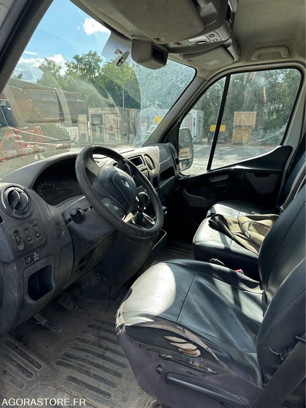 Renault Master - 2013 - 197524kms (P1509880) - Panel van: picture 5 Renault Master - 2013 - 197524kms (P1509880) - Panel van: picture 5