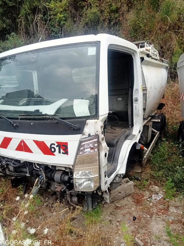 Renault Maxity - Garbage truck: picture 2 Renault Maxity - Garbage truck: picture 2