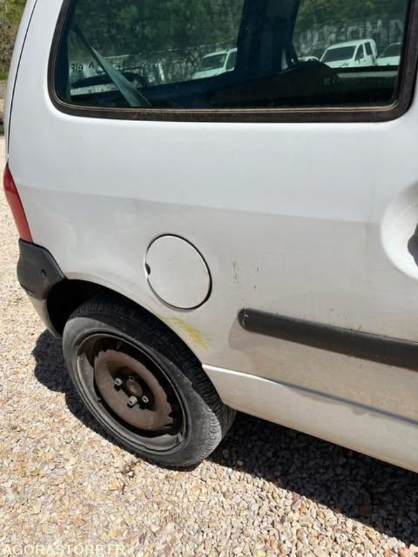 Renault Twingo - 2003 - 127399KM - Car: picture 5 Renault Twingo - 2003 - 127399KM - Car: picture 5