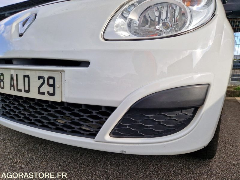 Renault Twingo - 2007 - 102606 - 58ALD29 - Car: picture 5 Renault Twingo - 2007 - 102606 - 58ALD29 - Car: picture 5