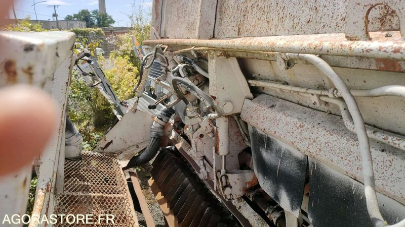 SECMAIR GPB 1000 - 1988 - Asphalt machine: picture 4 SECMAIR GPB 1000 - 1988 - Asphalt machine: picture 4