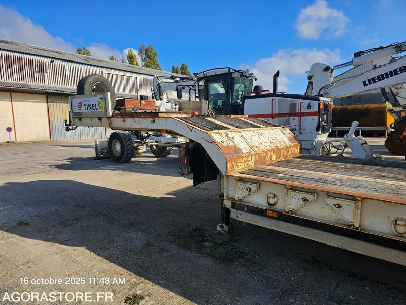 SEMI-REMORQUE PORTE ENGIN KAISER - 2001 - 128CLW77 (MPE057) - Low loader trailer: picture 1 SEMI-REMORQUE PORTE ENGIN KAISER - 2001 - 128CLW77 (MPE057) - Low loader trailer: picture 1