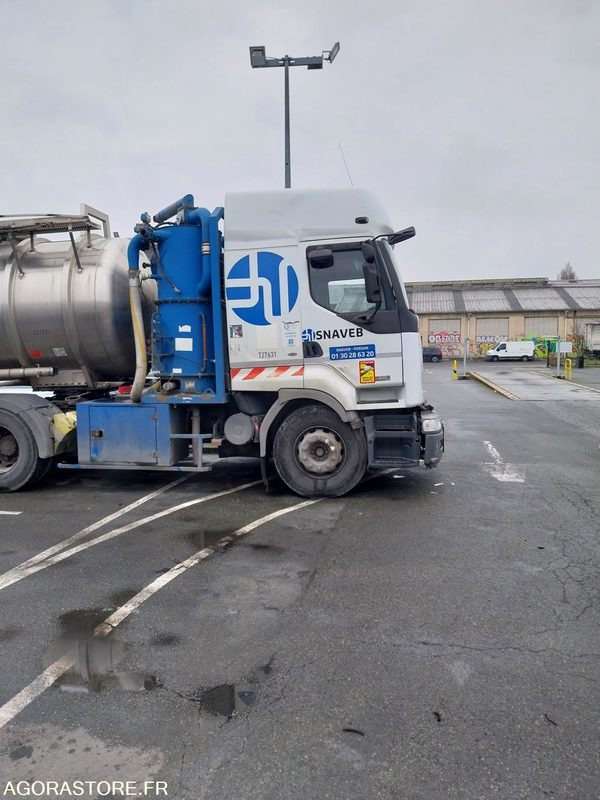Tracteur RENAULT ADR pompe anneau liquide - 2003/ 808 664KM (ACCIDENTE) - Tractor truck: picture 2 Tracteur RENAULT ADR pompe anneau liquide - 2003/ 808 664KM (ACCIDENTE) - Tractor truck: picture 2