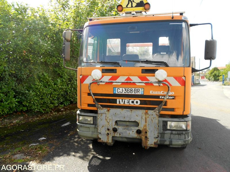 CAMION IVECO - Truck: picture 1 CAMION IVECO - Truck: picture 1