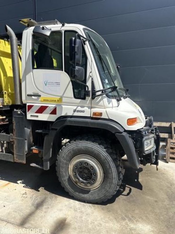 MERCEDES UNIMOG - 2012 - 75000km - CN338YL - Truck: picture 3 MERCEDES UNIMOG - 2012 - 75000km - CN338YL - Truck: picture 3