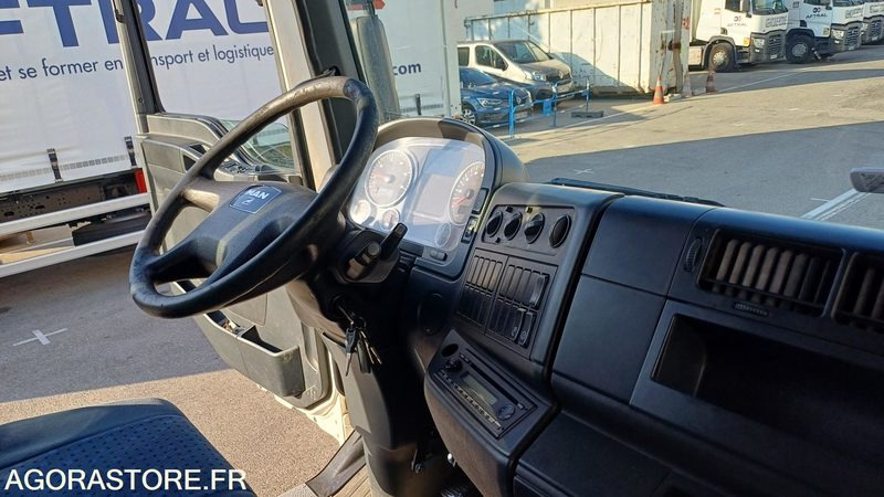 Truck Porteur MAN TGM 18.290 de 2010/458000 kms - BE-690-VF (3822): picture 9