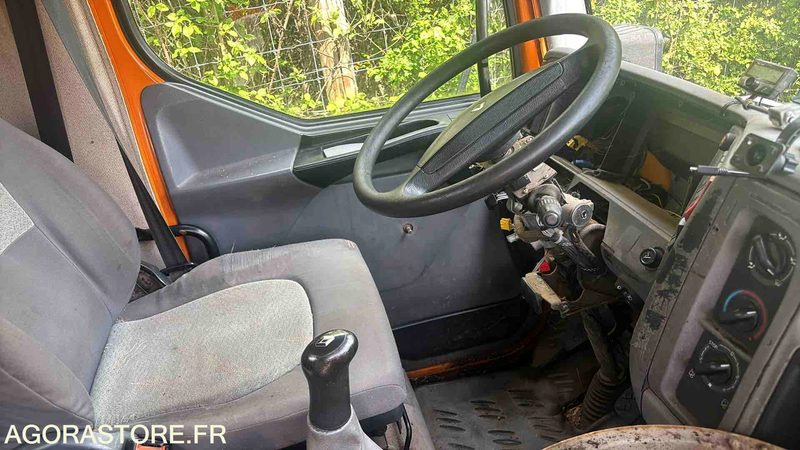 RENAUL MIDLUM 220.16D CP 16T - 2004 - Truck: picture 5 RENAUL MIDLUM 220.16D CP 16T - 2004 - Truck: picture 5