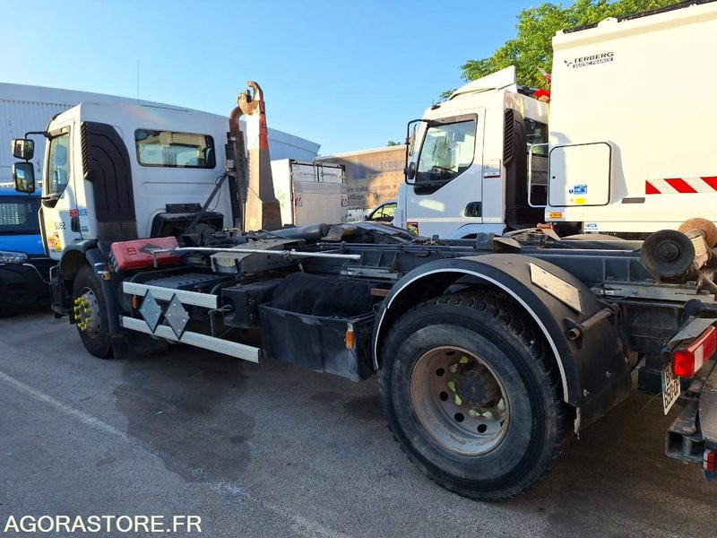 RENAULT 19T/BRAS - BH650QP - 2011 / 488 536 KM - Truck: picture 2 RENAULT 19T/BRAS - BH650QP - 2011 / 488 536 KM - Truck: picture 2