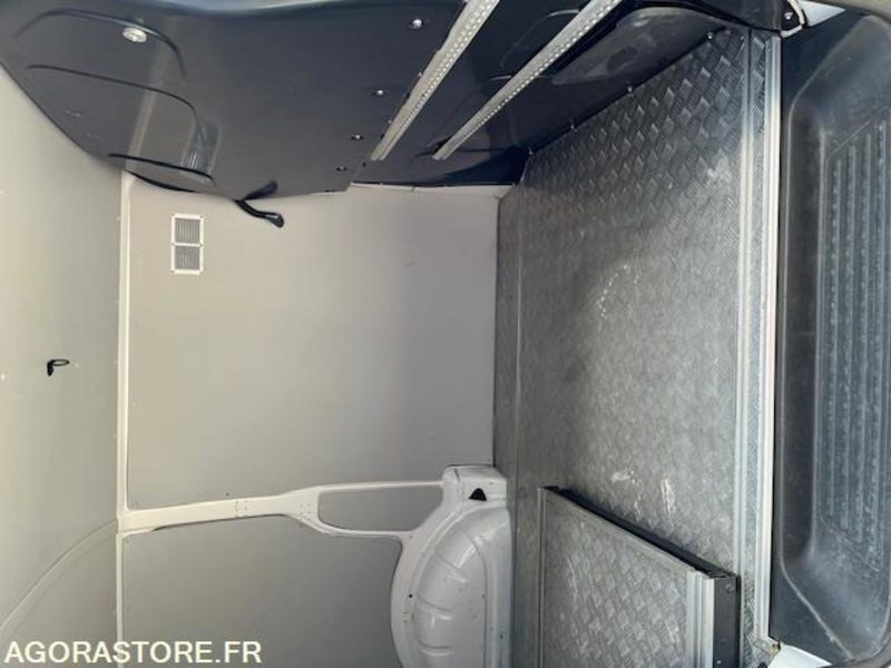 Panel van VW FOURGON TRANSPORTER T6 2.0 TDI 150 DSG7 BUSINESS LINE PLUS.: picture 11 Panel van VW FOURGON TRANSPORTER T6 2.0 TDI 150 DSG7 BUSINESS LINE PLUS.: picture 11