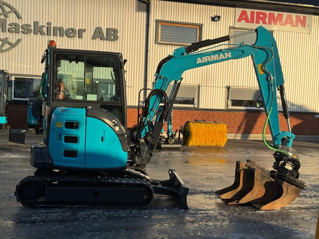 Mini excavator Airman AX 38 U-6: picture 9