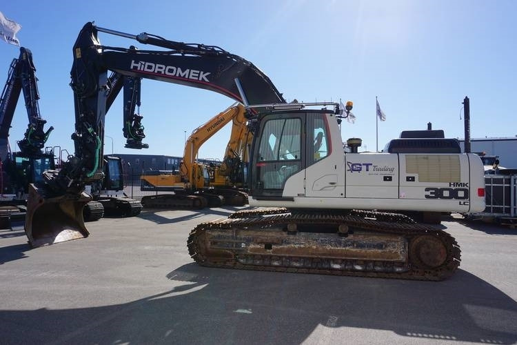 Crawler excavator Hidromek HMK 300 LC: picture 1