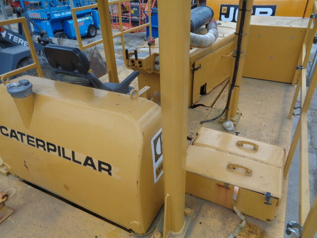 Farm tractor Caterpillar D6C: picture 17