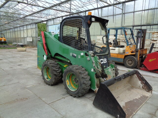 Skid steer loader JCB 135 R: picture 19