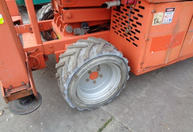 JLG 260 RT - Scissor lift: picture 3 JLG 260 RT - Scissor lift: picture 3