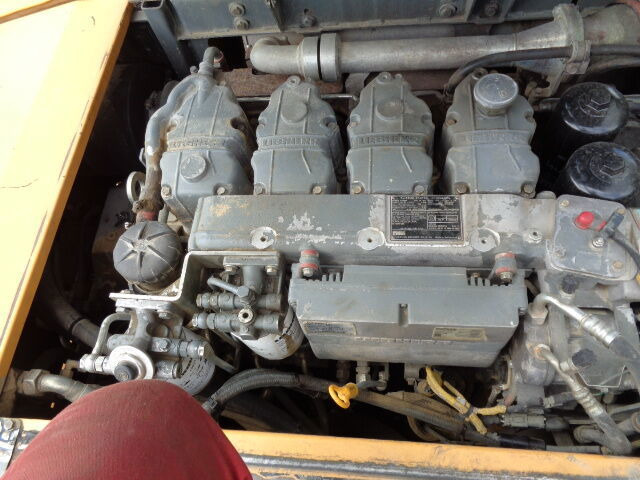 Crawler excavator Liebherr R906LC: picture 20