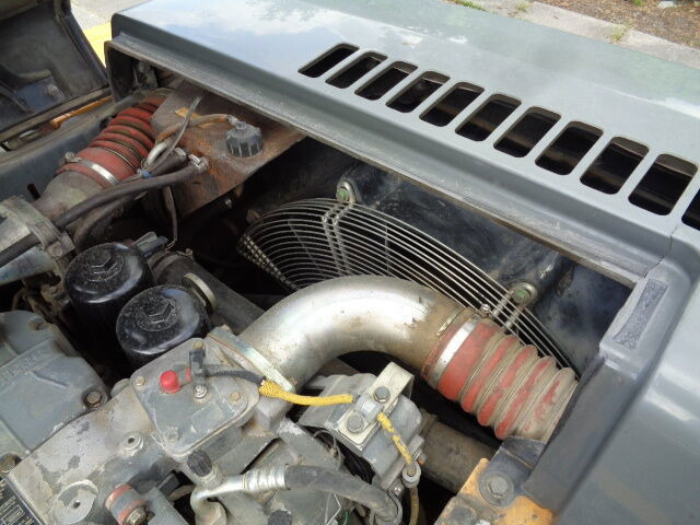 Crawler excavator Liebherr R906LC: picture 21