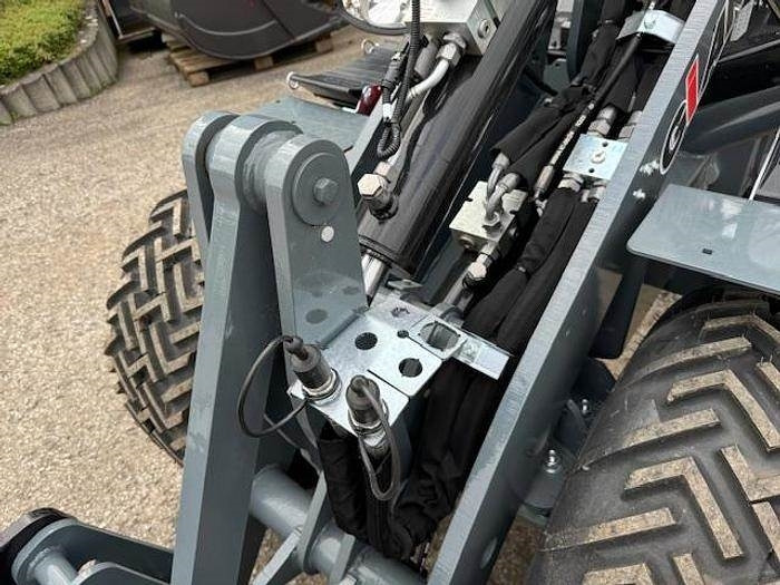 GiANT G2700 X-TRA HD Y - Wheel loader: picture 5 GiANT G2700 X-TRA HD Y - Wheel loader: picture 5