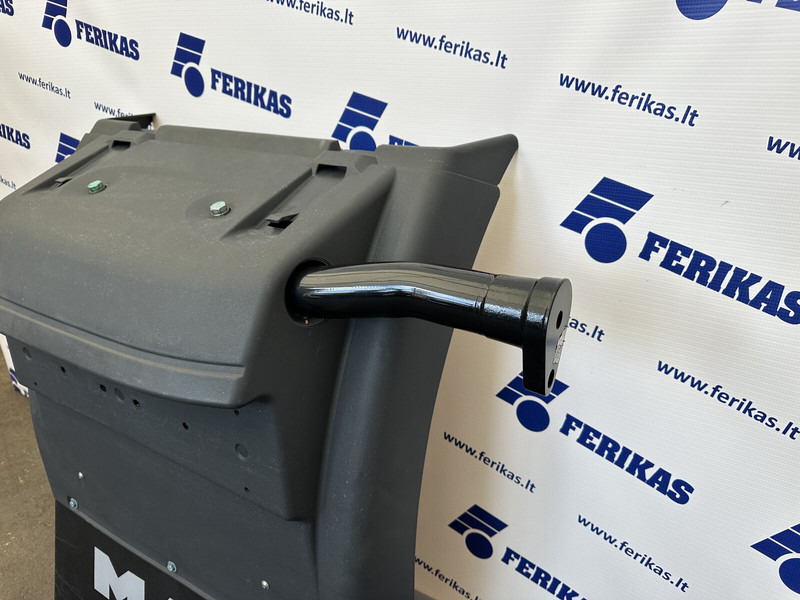 MAN NEW OEM left rear mudguard - Body and exterior for Truck: picture 2 MAN NEW OEM left rear mudguard - Body and exterior for Truck: picture 2