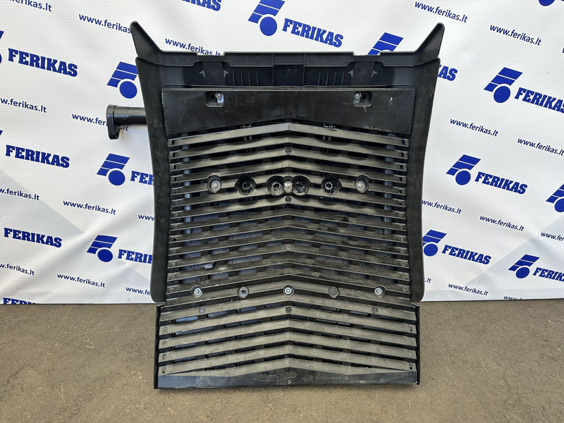 MAN NEW OEM left rear mudguard - Body and exterior for Truck: picture 3 MAN NEW OEM left rear mudguard - Body and exterior for Truck: picture 3