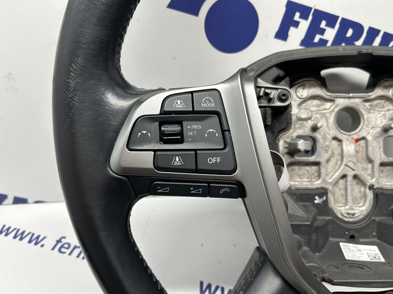 MAN multifunction steering wheel - Steering wheel for Truck: picture 3 MAN multifunction steering wheel - Steering wheel for Truck: picture 3