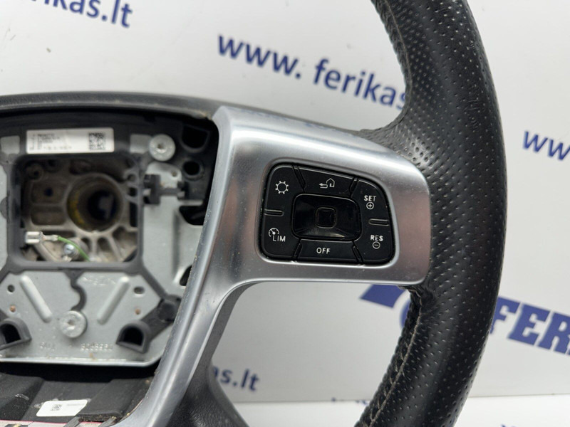 Mercedes-Benz steering wheel - Steering wheel for Truck: picture 3 Mercedes-Benz steering wheel - Steering wheel for Truck: picture 3