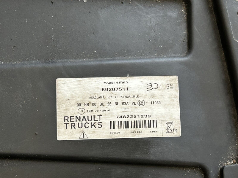 Headlight for Truck Renault EU version: picture 10 Headlight for Truck Renault EU version: picture 10