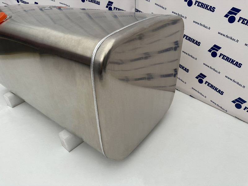 Scania New aluminum fuel tank 600L - Fuel tank for Truck: picture 2 Scania New aluminum fuel tank 600L - Fuel tank for Truck: picture 2