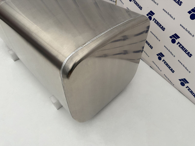 Scania New aluminum fuel tank 700L - Fuel tank for Truck: picture 2 Scania New aluminum fuel tank 700L - Fuel tank for Truck: picture 2
