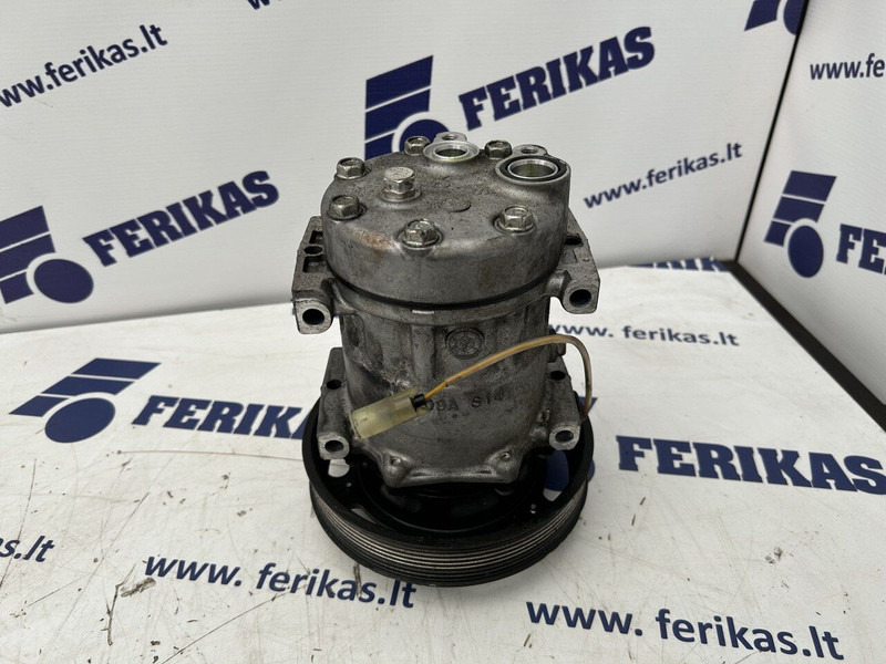 Volvo FH - AC compressor for Truck: picture 2 Volvo FH - AC compressor for Truck: picture 2