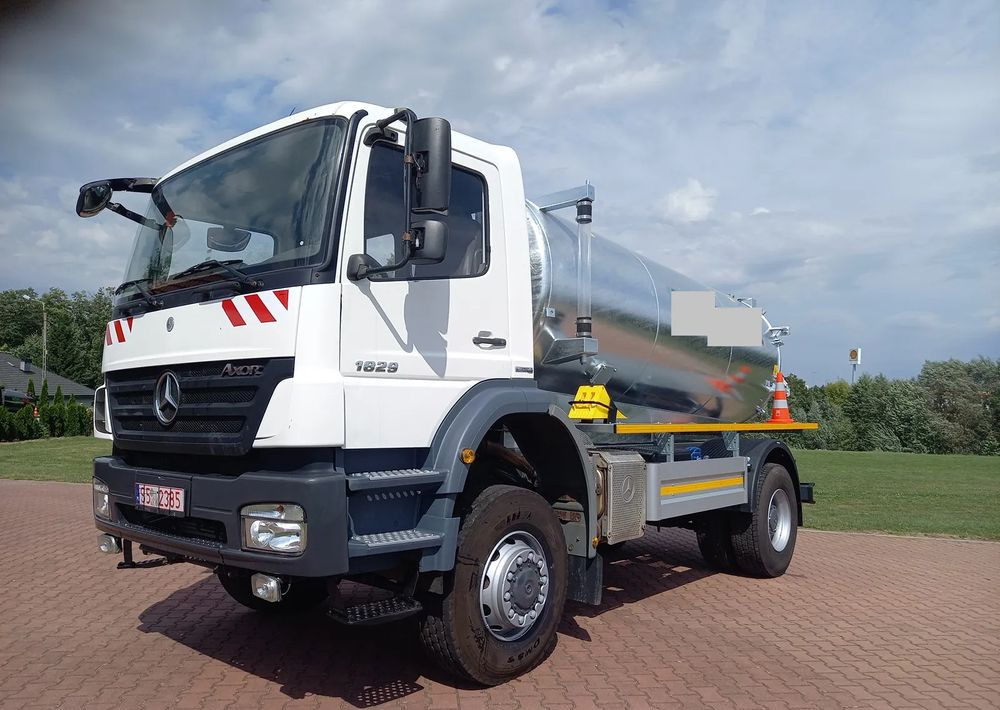 Mercedes-Benz AXOR 1829 4X4 4 WD ALLOARD - Tanker truck: picture 4 Mercedes-Benz AXOR 1829 4X4 4 WD ALLOARD - Tanker truck: picture 4