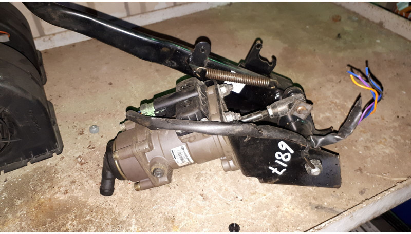 Scania педаль газа - Engine and parts: picture 4 Scania педаль газа - Engine and parts: picture 4