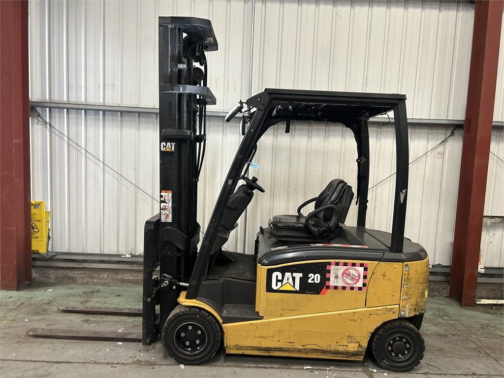 CAT EP20PN - Electric forklift: picture 1 CAT EP20PN - Electric forklift: picture 1