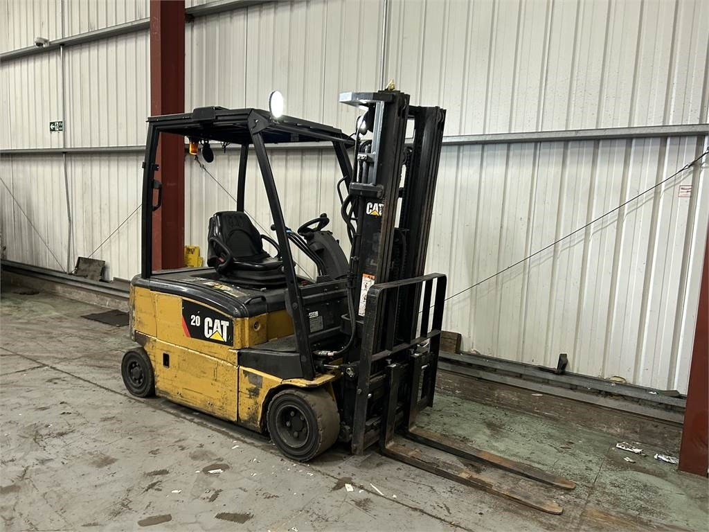 CAT EP20PN - Electric forklift: picture 4 CAT EP20PN - Electric forklift: picture 4