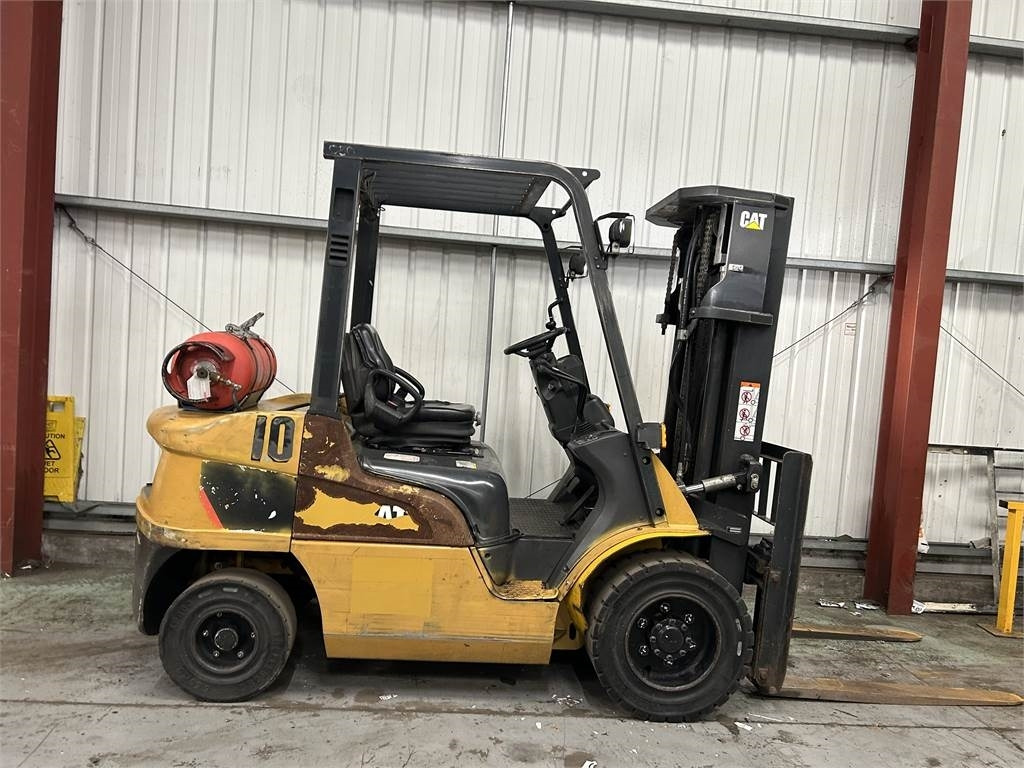 CAT GP30NT - LPG forklift: picture 5 CAT GP30NT - LPG forklift: picture 5