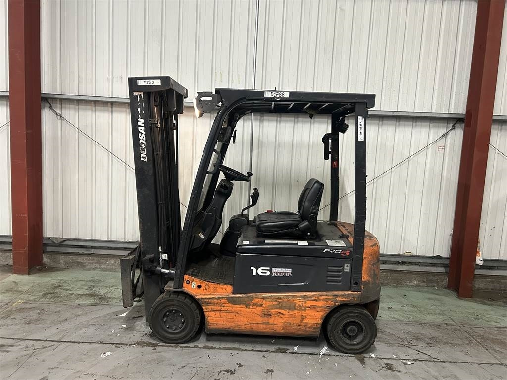 Doosan B16X-5 - Electric forklift: picture 1 Doosan B16X-5 - Electric forklift: picture 1